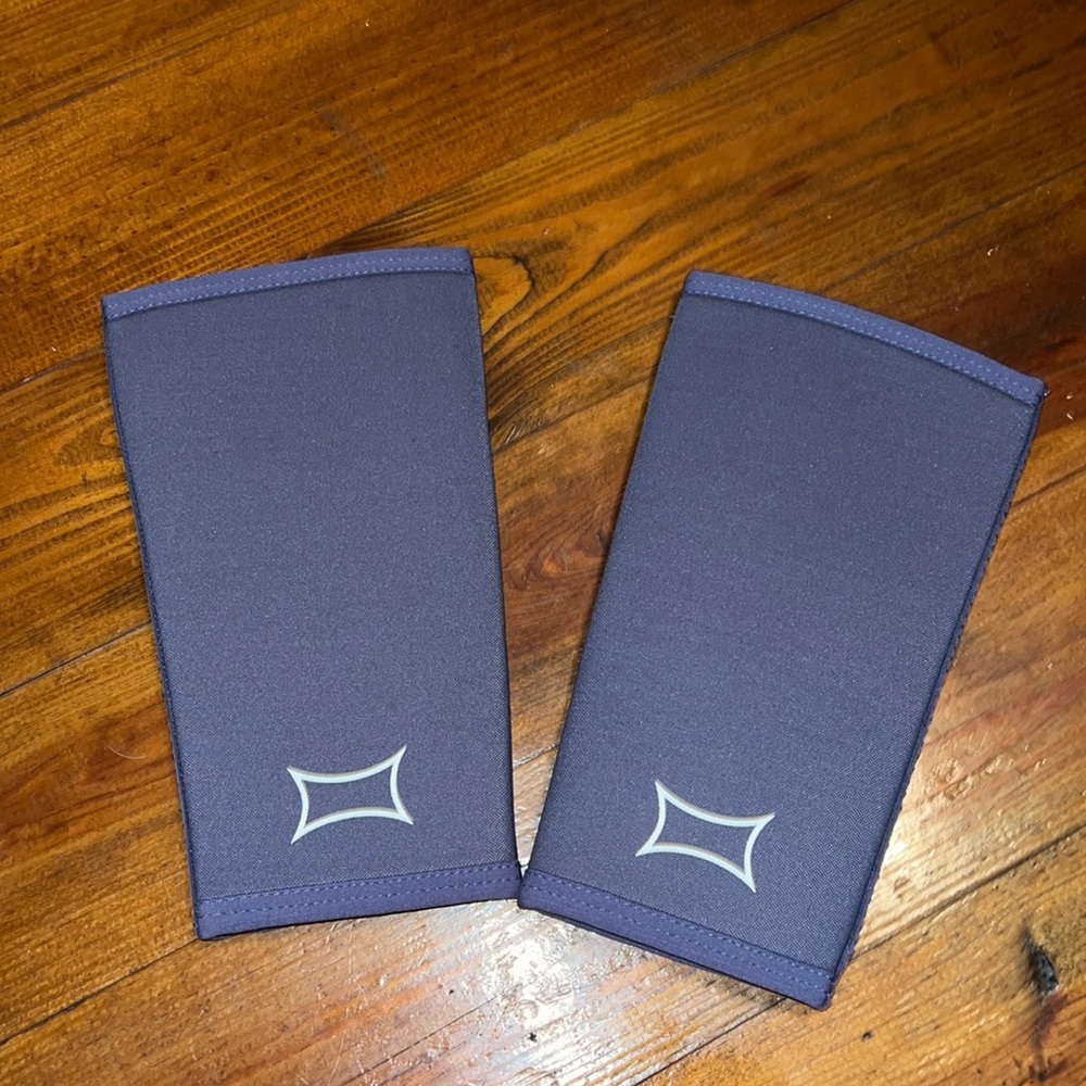 Mark Bell Slingshot Strong Knee Sleeves Gem